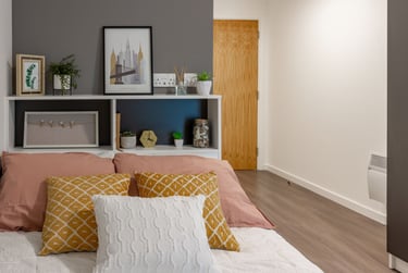 Skyline Gold En Suite at Pavilion Court, 20 First Way, Wembley, London, HA90PE - Image 2